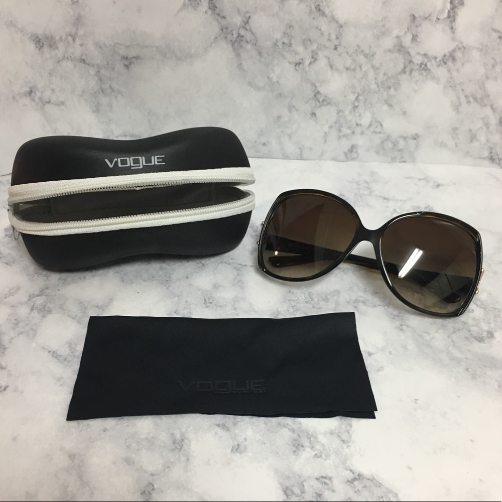 VOGUE Sunglasses